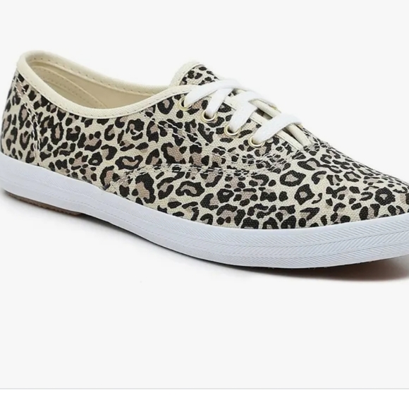 👣KELLY & KATIE 🐆Gia Leopard Print Sneakers footwear - Picture 2 of 12